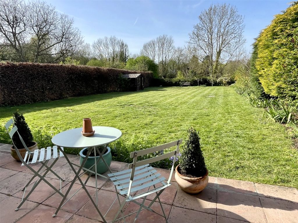 Property photo 3 of 26 Garden