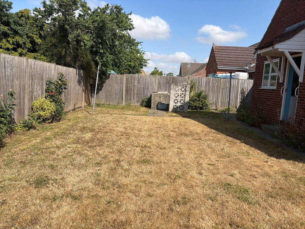 Property photo 2 of 7