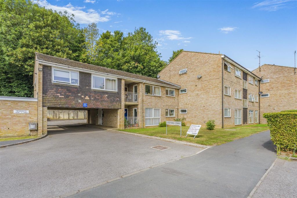 Property photo 1 of 11 5 Greenhill Court, Banbury-1.Jpg