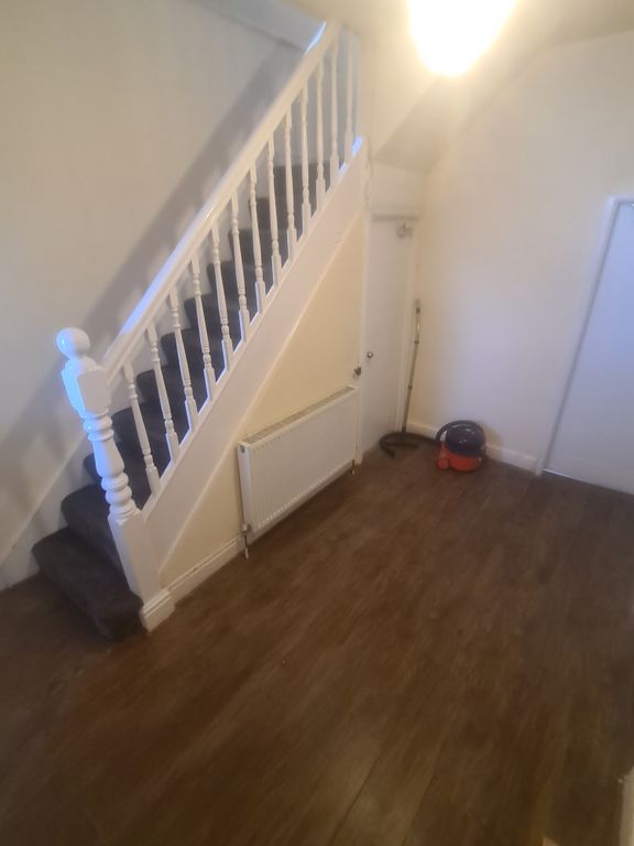 Property photo 3 of 31