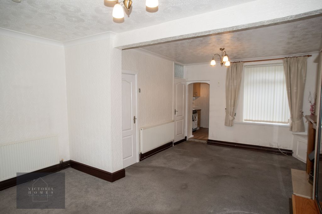 Property photo 3 of 34 Photo 3