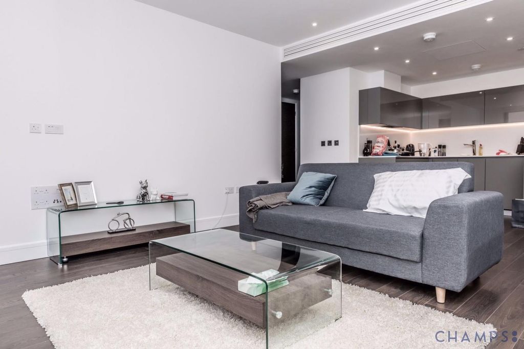 Property photo 2 of 10 Gallery