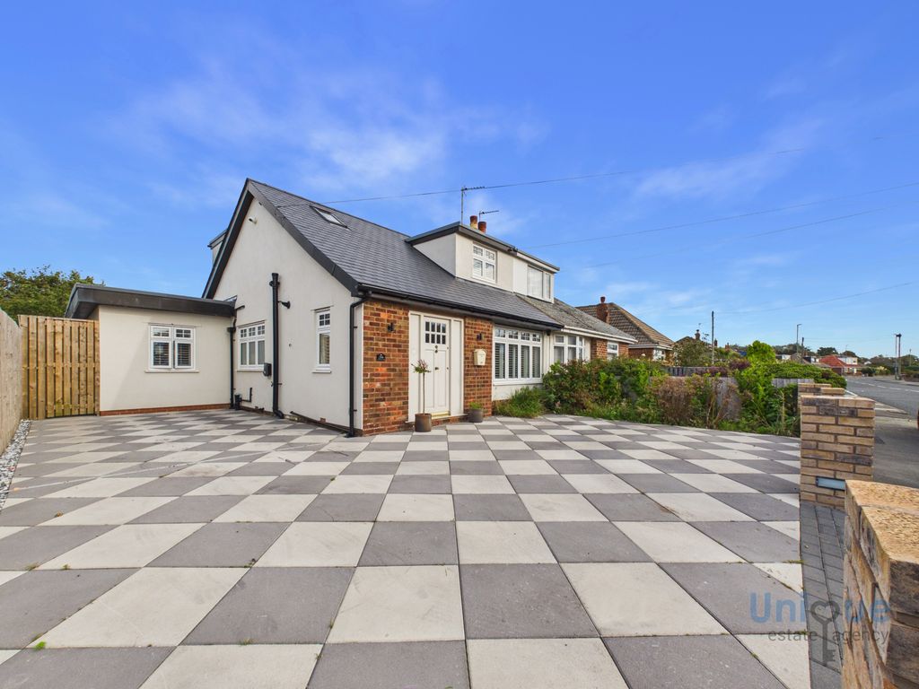 Property photo 1 of 27