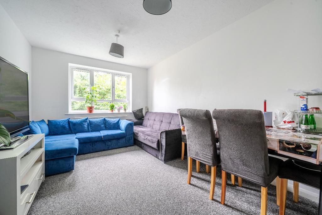 Property photo 2 of 8 Photo 2