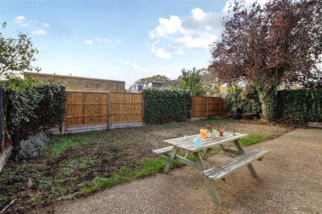 Property photo 2 of 21 Picture No. 30