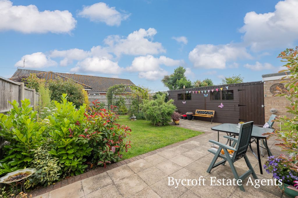 Property photo 2 of 14