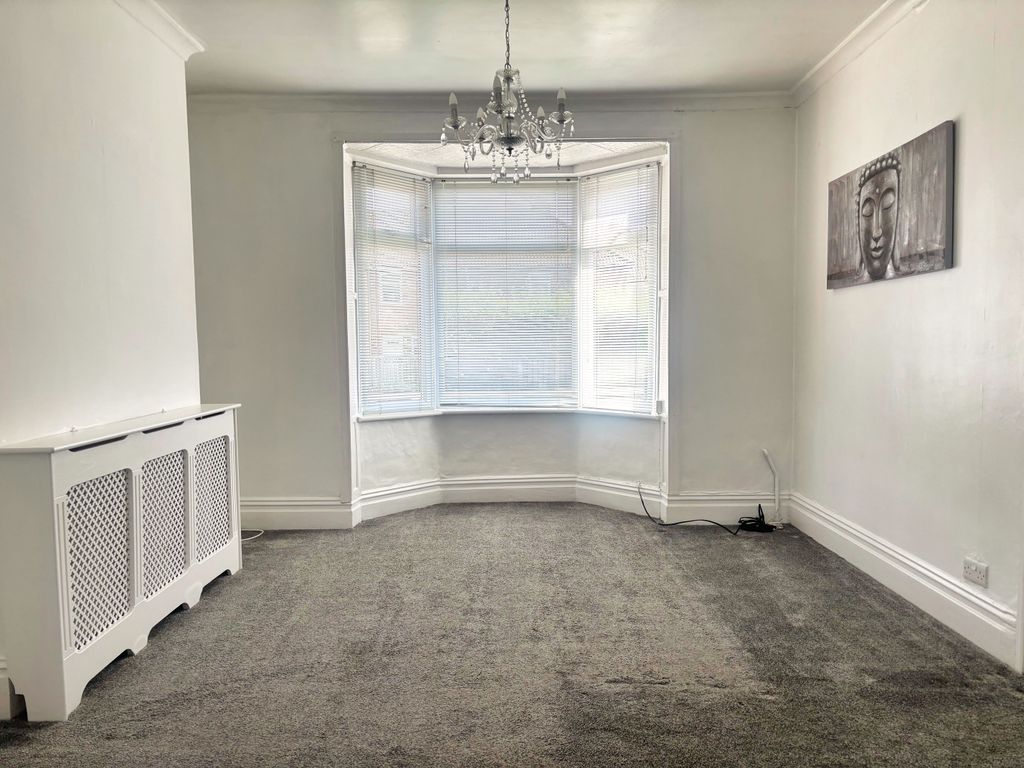 Property photo 2 of 13 Img_3566