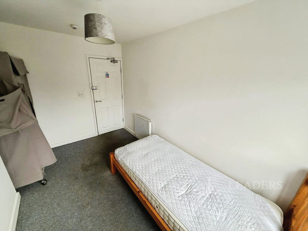 Property photo 2 of 6 Pbox-Img.Jpg