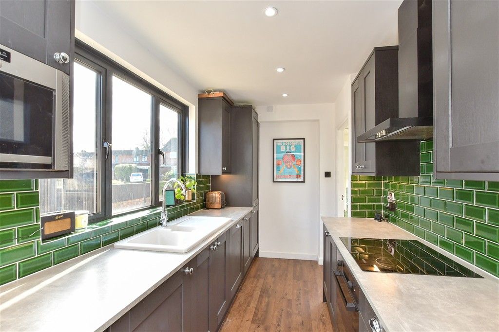 Property photo 1 of 15 Kitchen