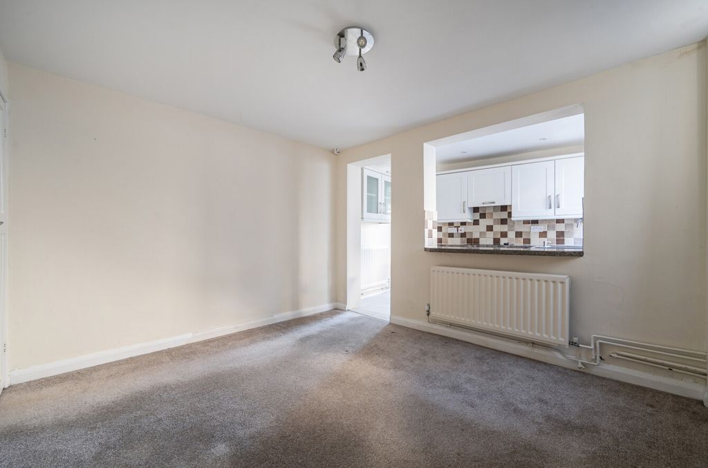 Property photo 3 of 20 1420476-9-69A5B7B...