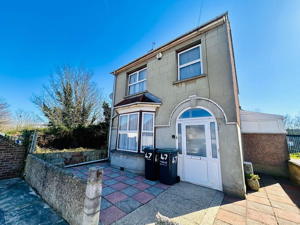 Property photo 1 of 5