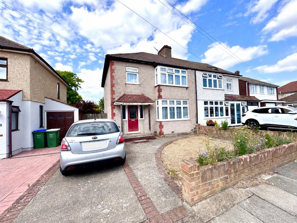 Property photo 1 of 15 1C37Caaa-3C9B-469C-Ac49-0F0404E5655F.Png