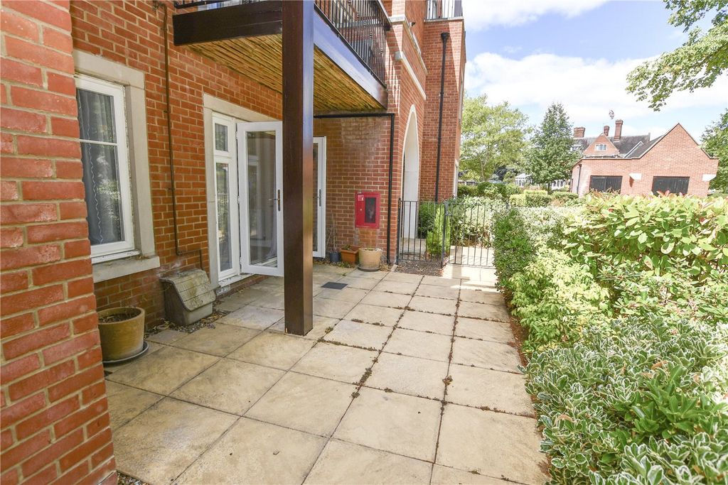 Property photo 2 of 12 Picture No. 06
