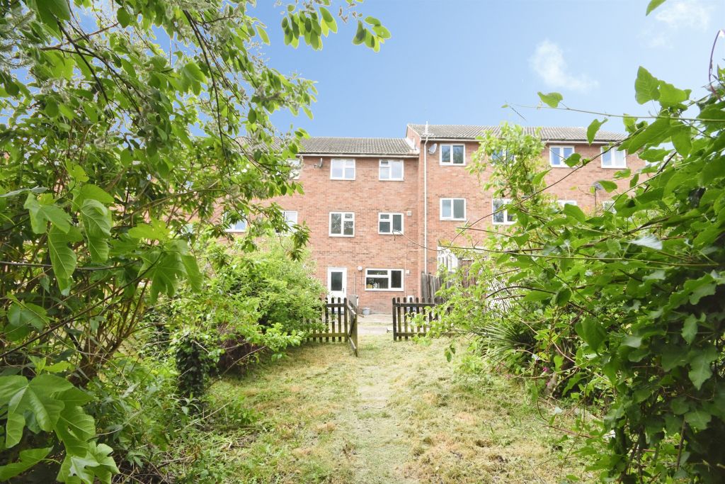 Property photo 3 of 16