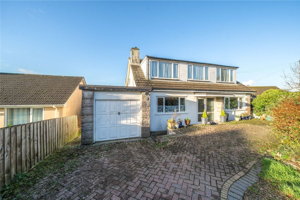 Property photo 1 of 15 4761360