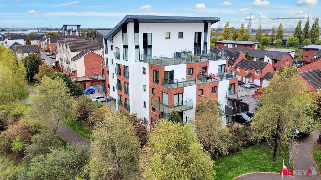 Property photo 1 of 11 Main External (1)