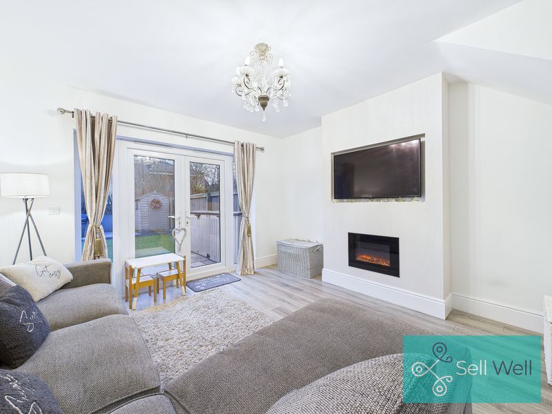 Property photo 2 of 22 Lounge