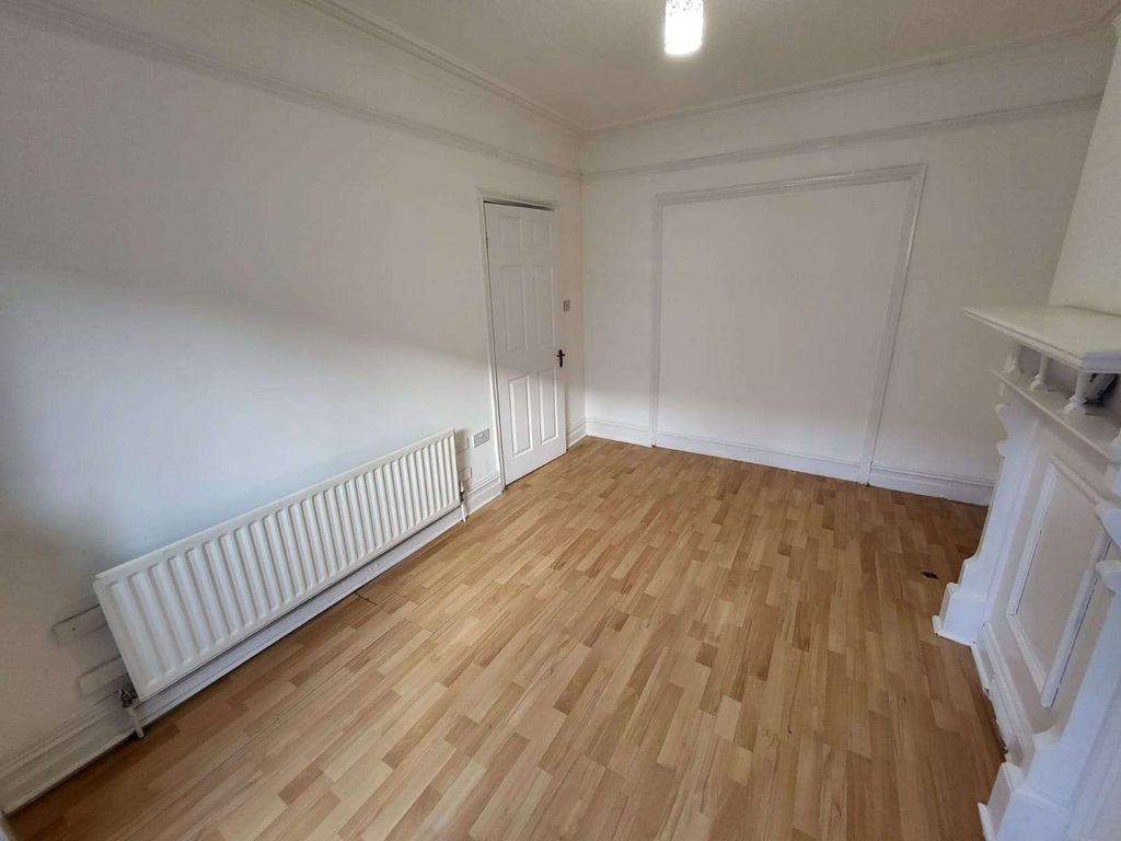 Property photo 3 of 15 Gallery