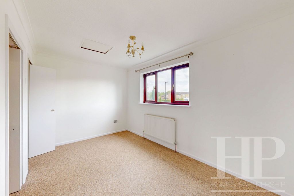 Property photo 3 of 12