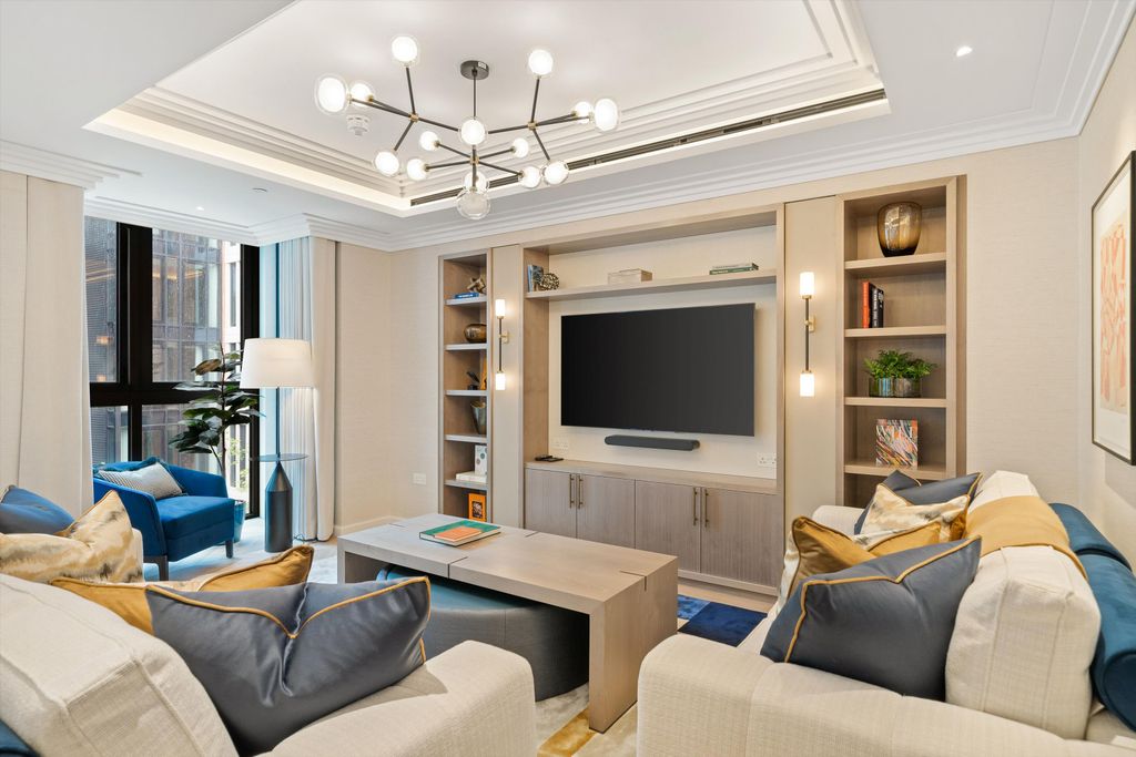 Property photo 2 of 31 Image