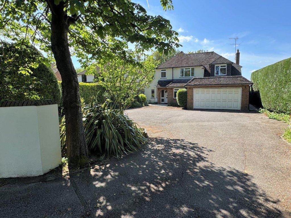 Property photo 1 of 25 Echo Barn Lane