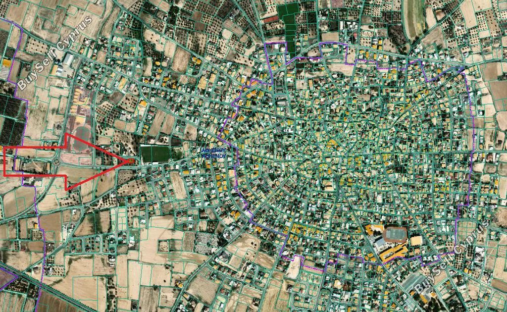 Property photo 3 of 4