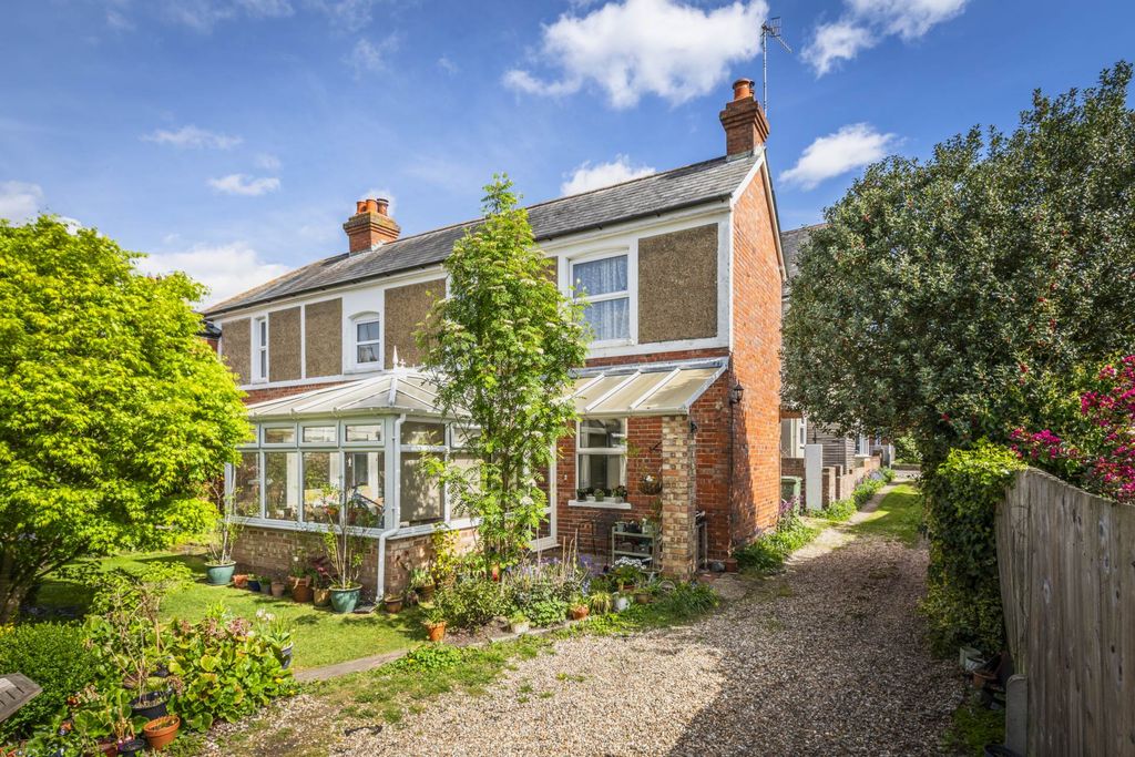 Property photo 1 of 21