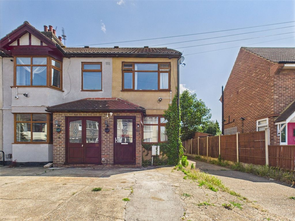 Property photo 1 of 10 Front