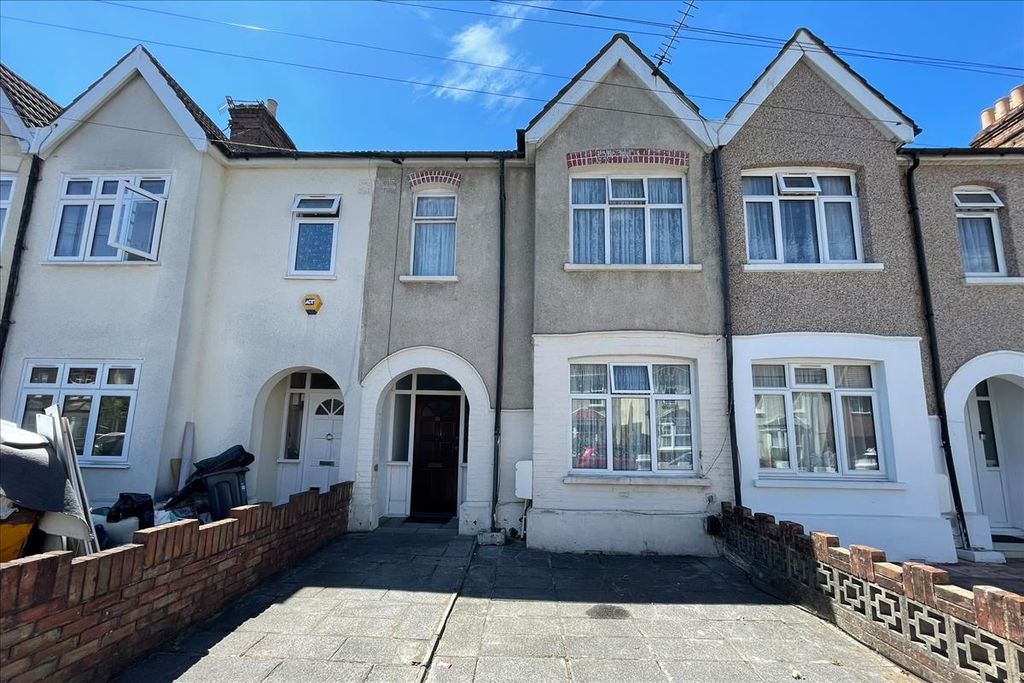 Property photo 1 of 12