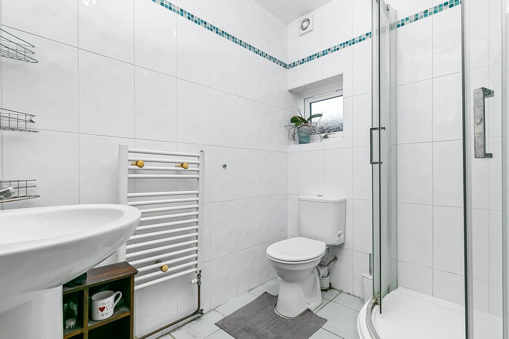 Additional image 8 of 3 bed detached house for saleBell Acre, Letchworth Garden City SG6