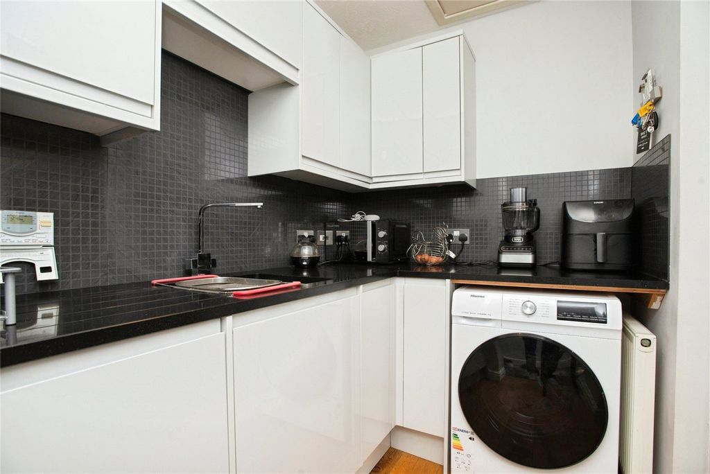 Additional image 12 of 4 bed detached house for saleKestell Parc, Bodmin, Cornwall PL31