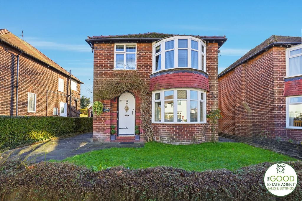 Property photo 1 of 30