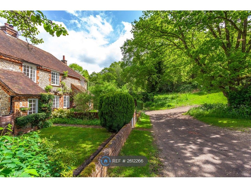 Property photo 3 of 23