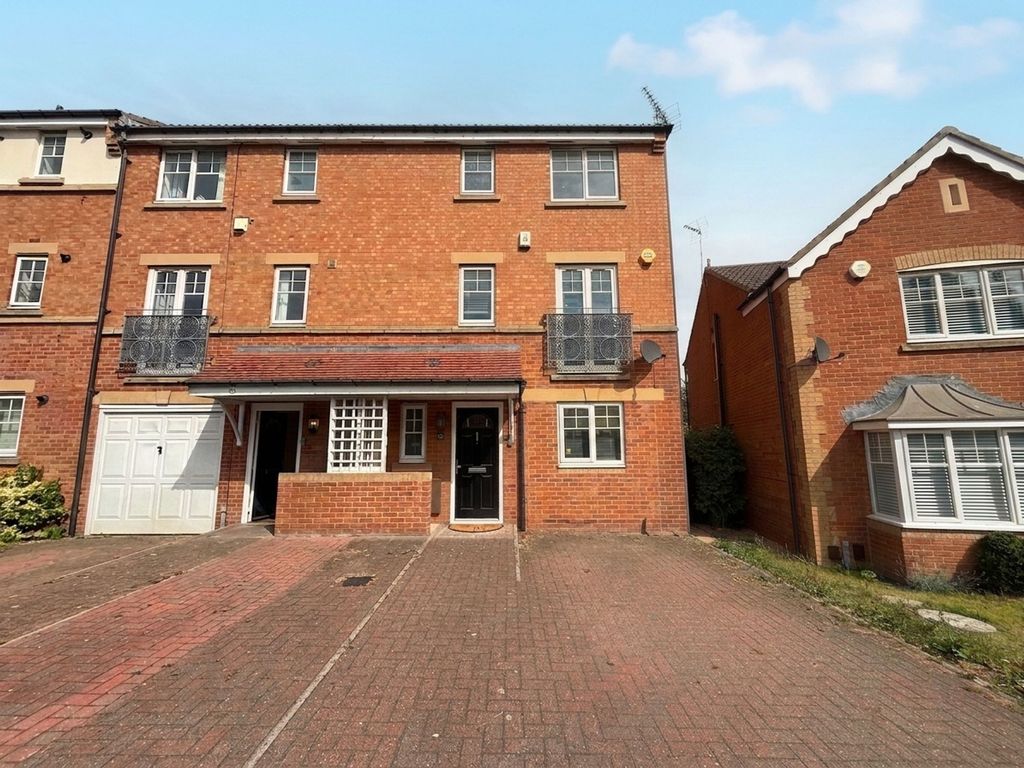 Property photo 3 of 13 External