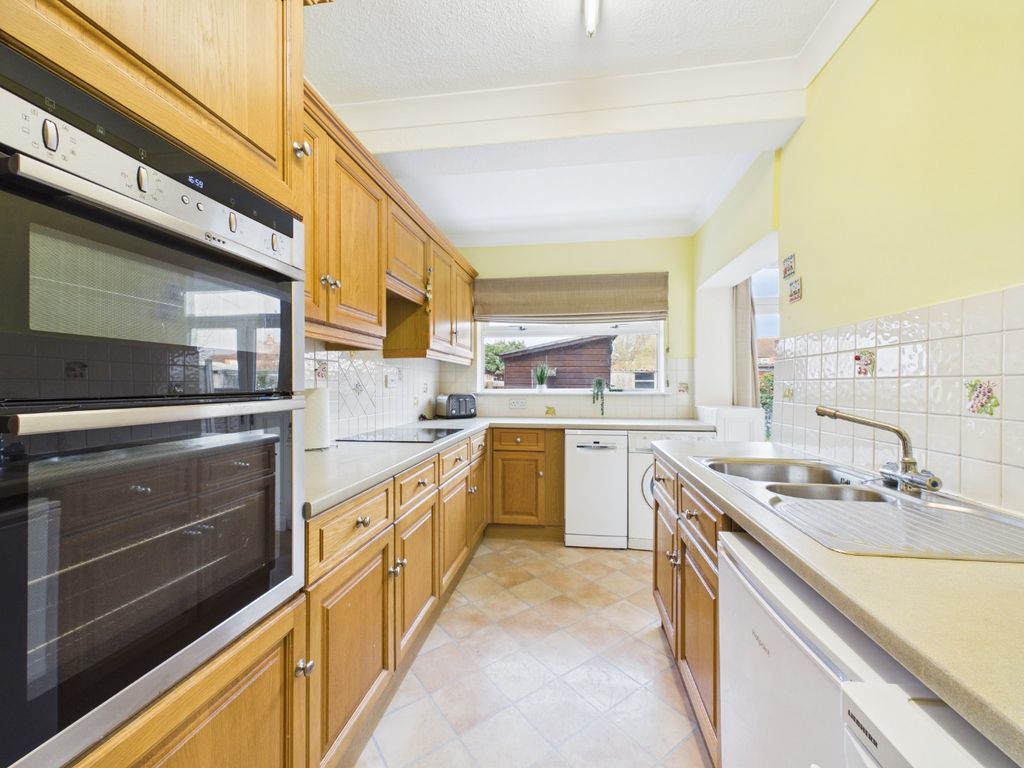 Property photo 2 of 13 4831355