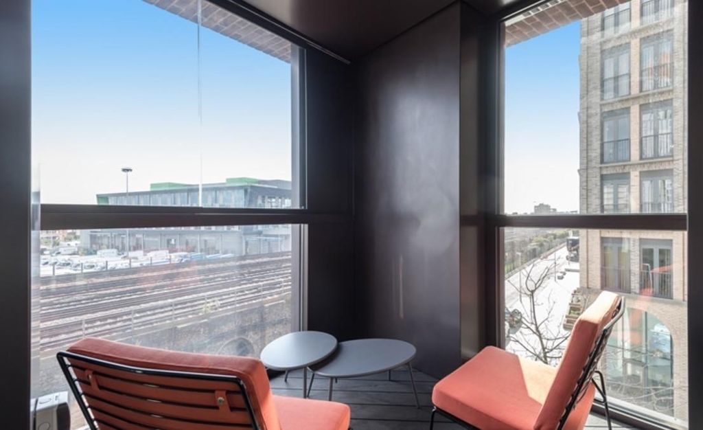 Property photo 3 of 7