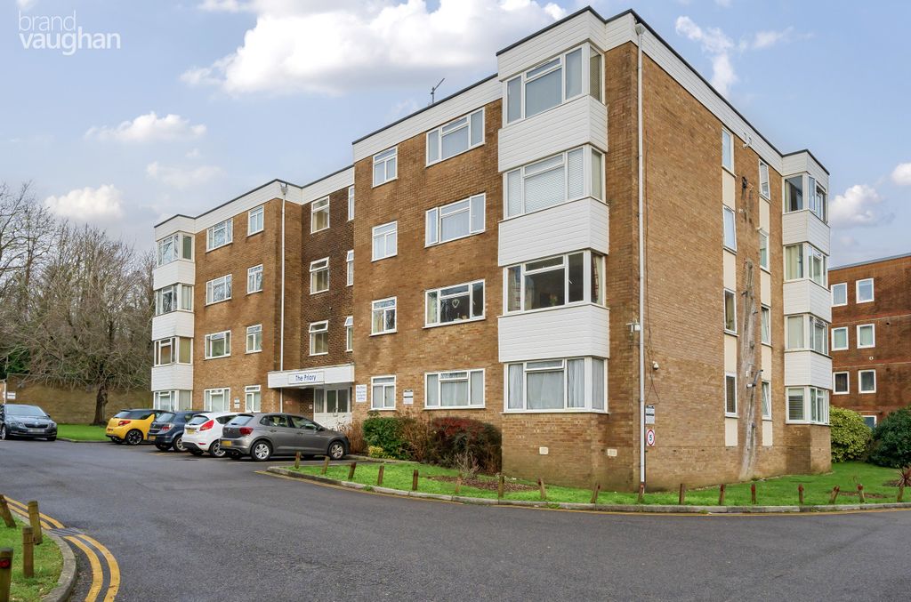 Property photo 1 of 7 External