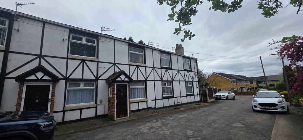 Property photo 2 of 12