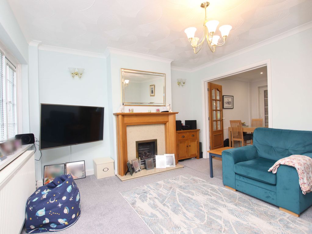 Property photo 2 of 21