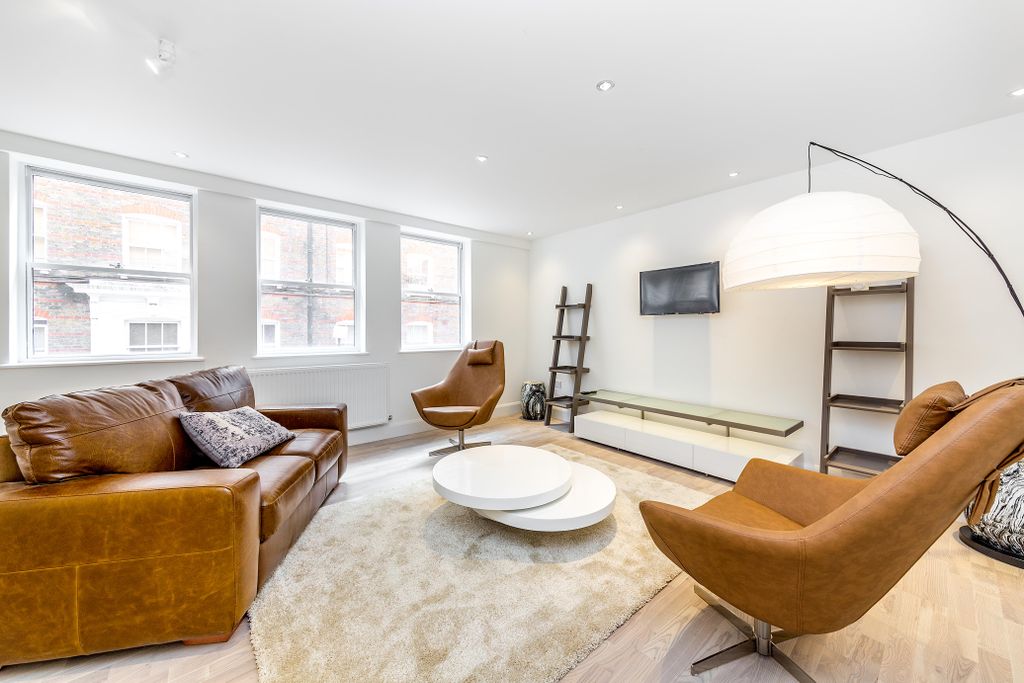 Property photo 2 of 8 Reception Room