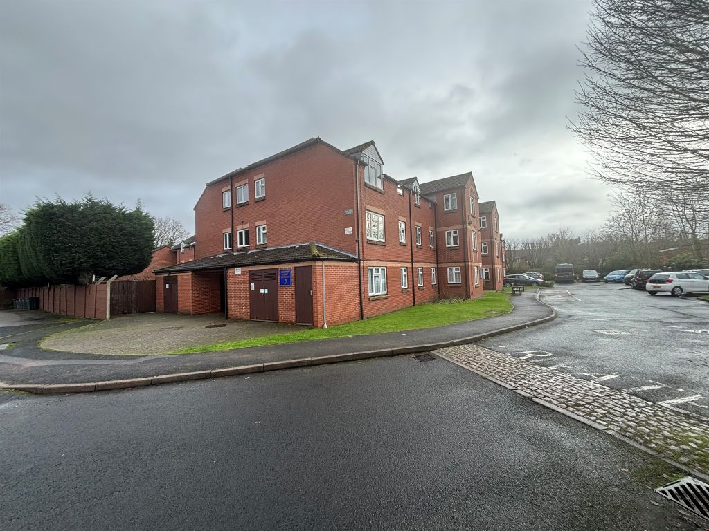 Property photo 2 of 14