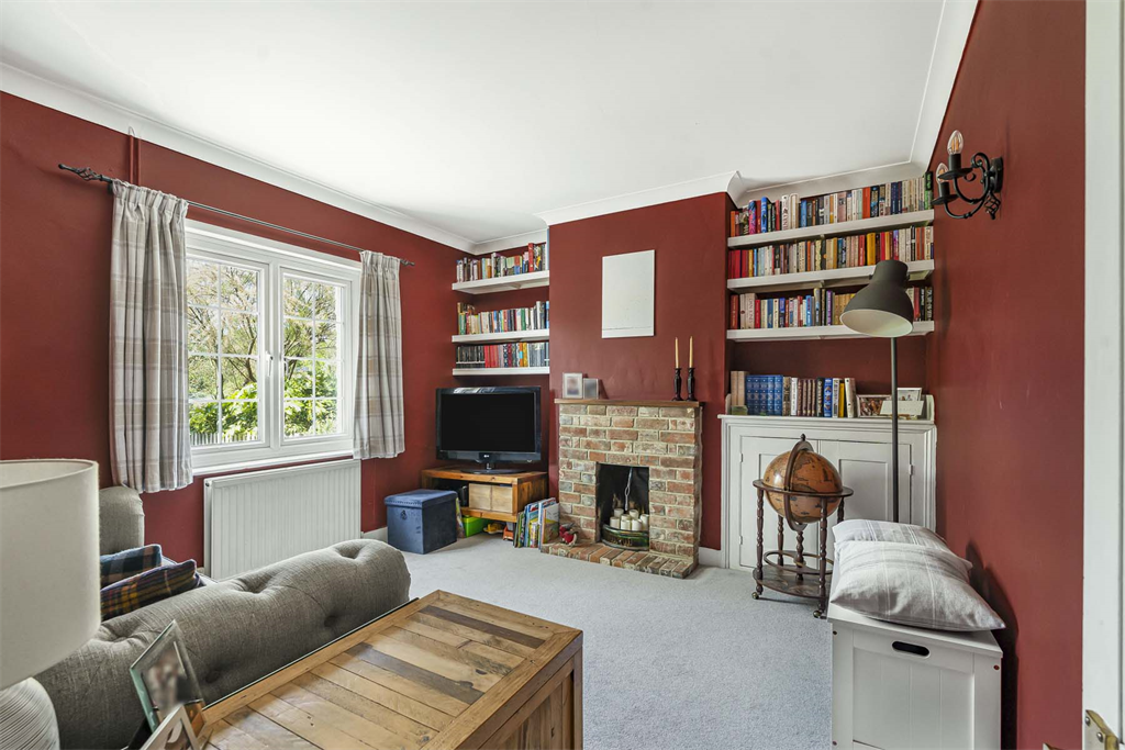 Property photo 2 of 19