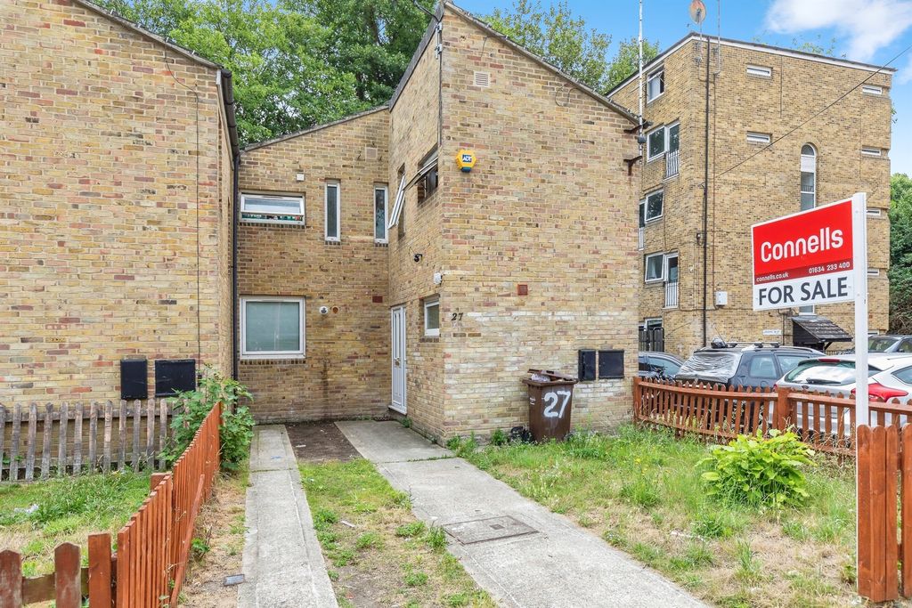 Property photo 1 of 12