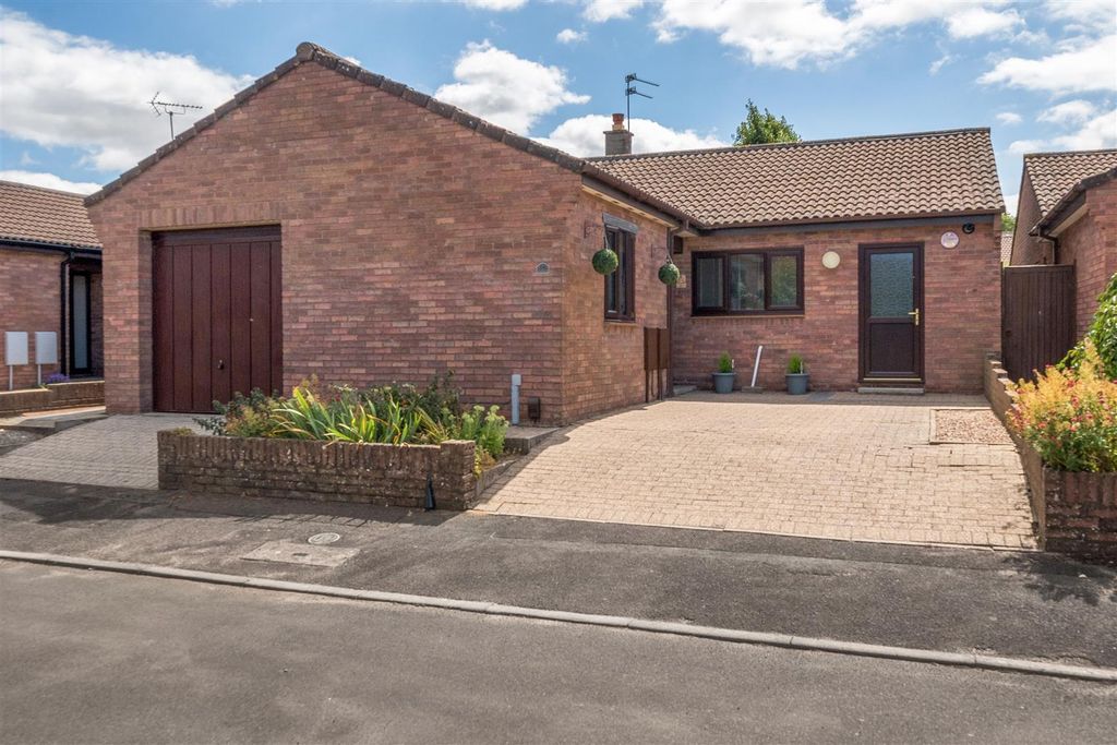 Property photo 1 of 14 1497405-1-19Fa3A9B942Db.Jpg