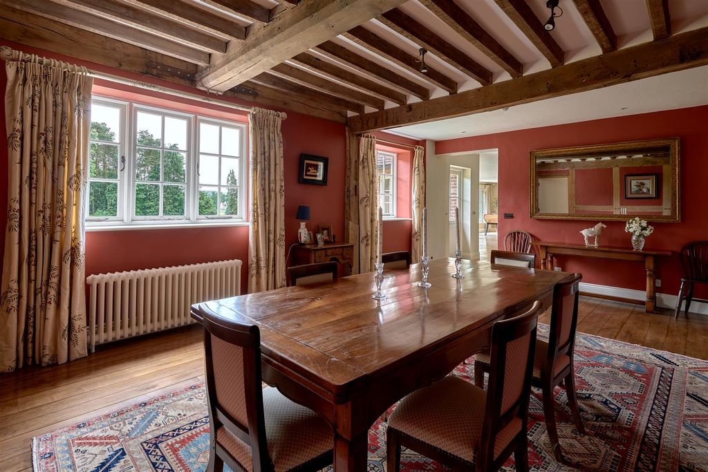 Additional image 6 of 7 bed detached house for saleSteep, Hampshire GU32