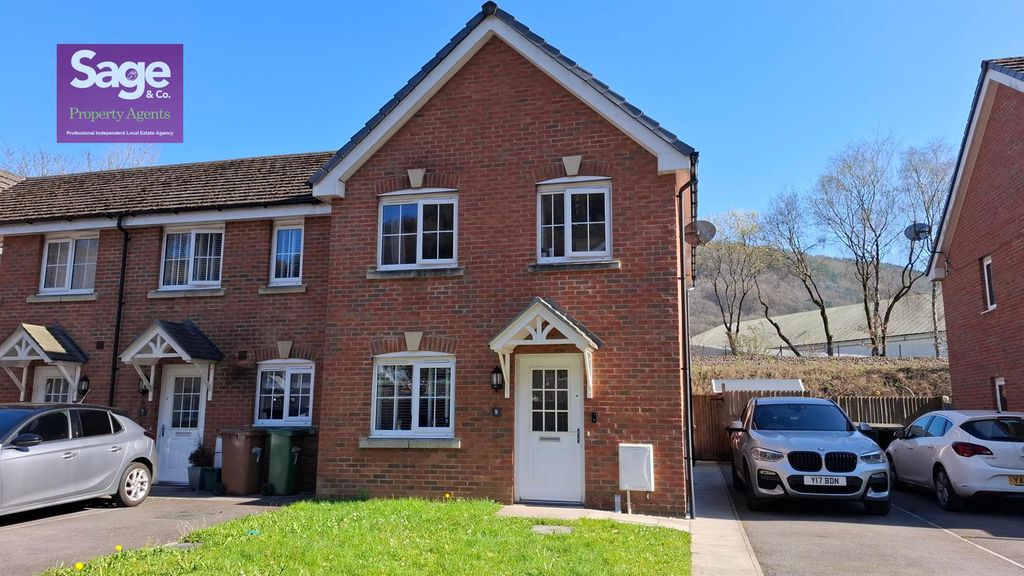 Property photo 1 of 33