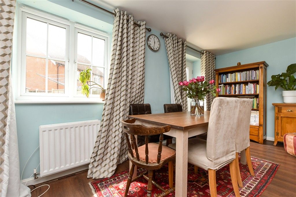 Property photo 1 of 12 Lounge/Diner