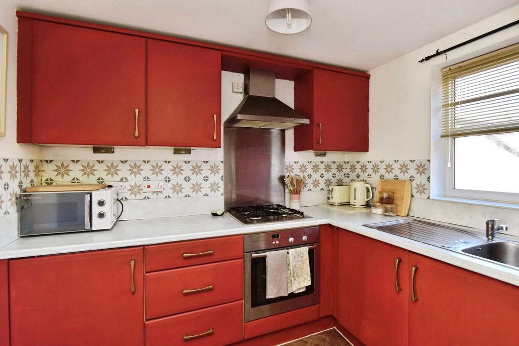 Property photo 2 of 17 Pbox-Img.Jpg