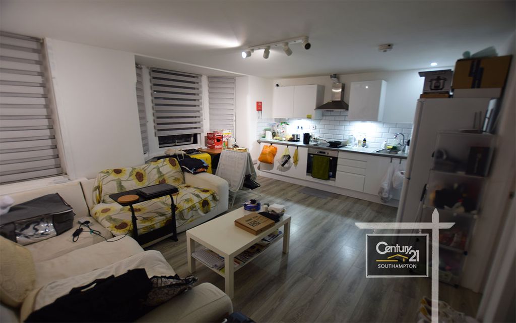 Property photo 1 of 4