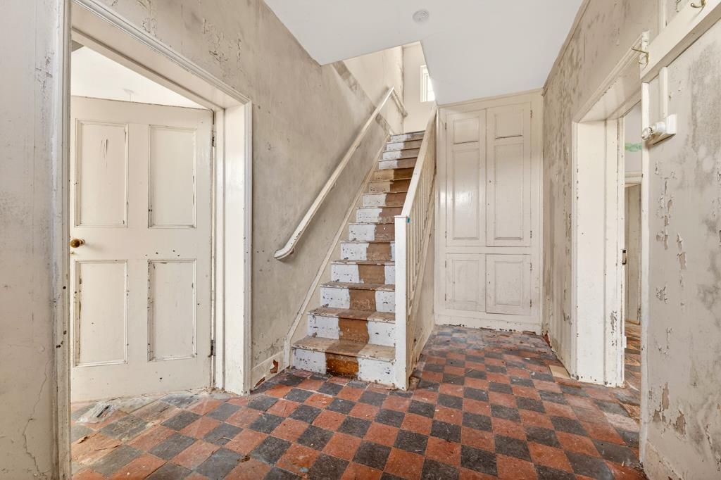 Property photo 3 of 15 Hallway